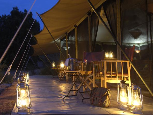 Porini Lion Camp - Deck 